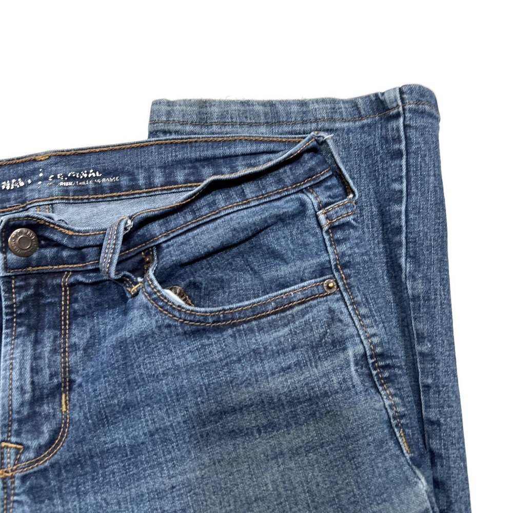 Old Navy Womens Sz 6 Short Denim Blue Jeans - Picture 4 of 9